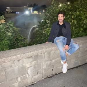 Meet your Posher, Walid